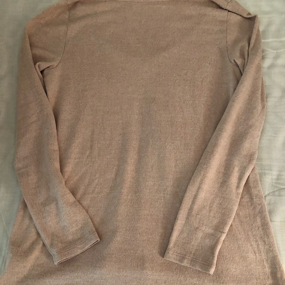 sweater - Picture 3 of 3